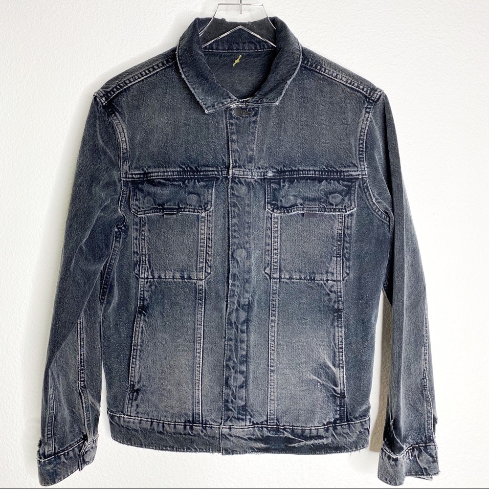 NWOT Men’s Hudson Distressed Denim Jean Jacket